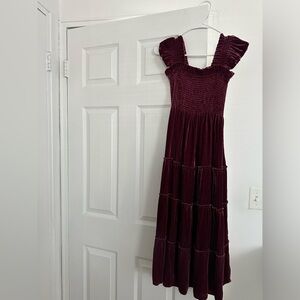 Hill House The Ellie Nap Dress Burgundy Velvet